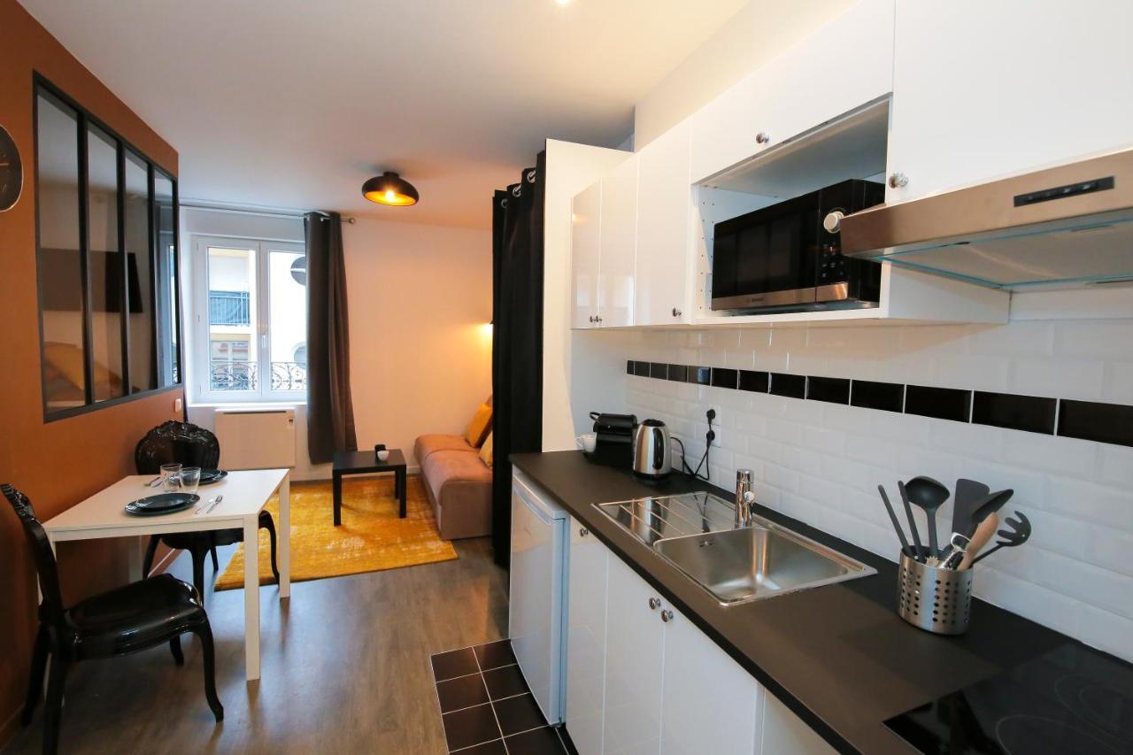 Le Zebre, T1 Hypercentre Chic Et Cosy, Wifi Par Sovalfi Apartment Saint-Etienne  Exterior photo